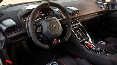 Lamborghini Huracan Sterrato - dash